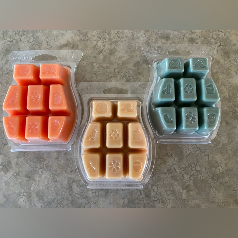 Scentsy Wax - Picture 2 of 2